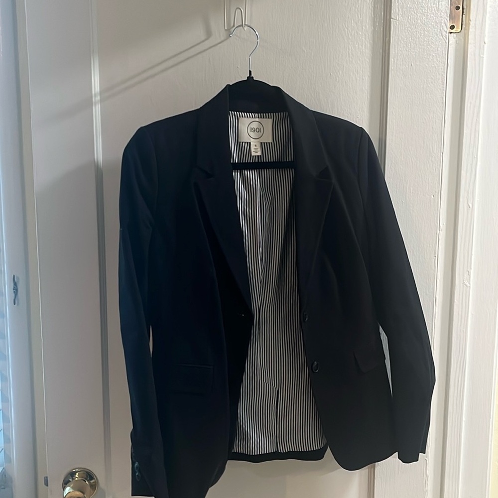 Black structured Blazer